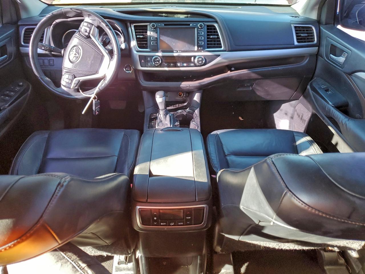 2014 Toyota Highlander Xle VIN: 5TDKKRFH7ES034297 Lot: 92032095