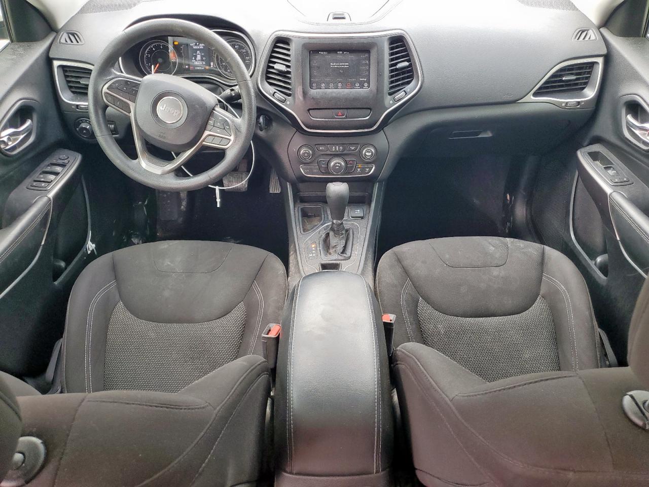 2019 Jeep Cherokee Latitude VIN: 1C4PJLCBXKD326541 Lot: 93253775