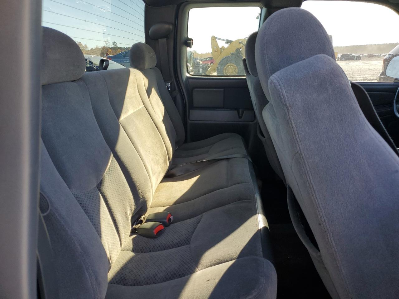 2005 Chevrolet Silverado C1500 VIN: 2GCEC19VX51327213 Lot: 92028985