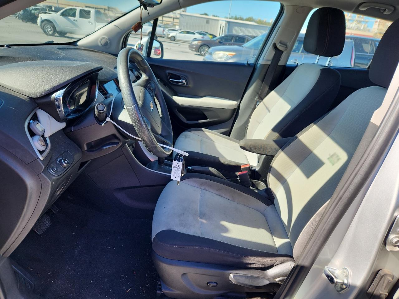 2019 Chevrolet Trax Ls VIN: 3GNCJKSBXKL155060 Lot: 92575455