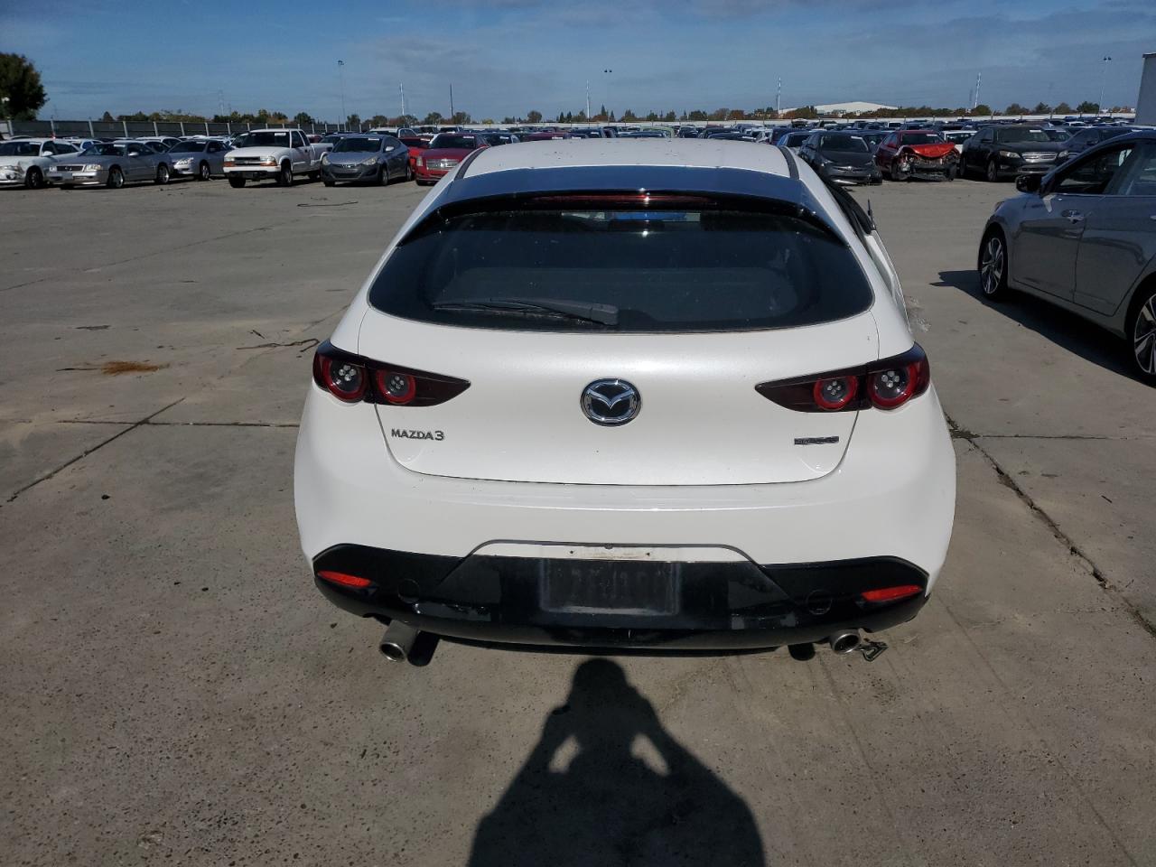 2021 Mazda 3 Select VIN: JM1BPAKL9M1404240 Lot: 91928325