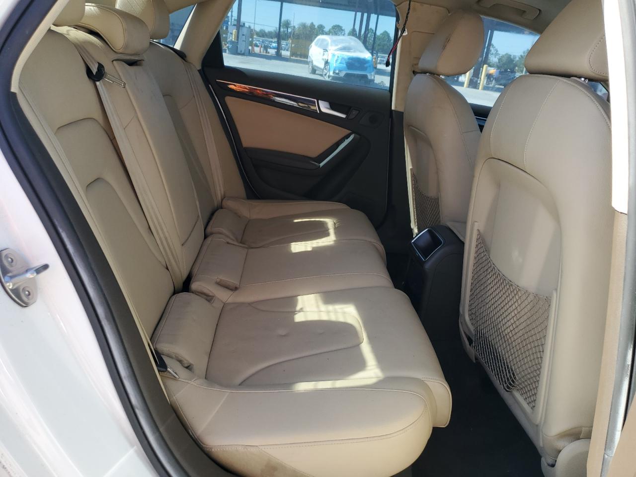 2014 Audi A4 Premium VIN: WAUAFAFL3EN015769 Lot: 91267895