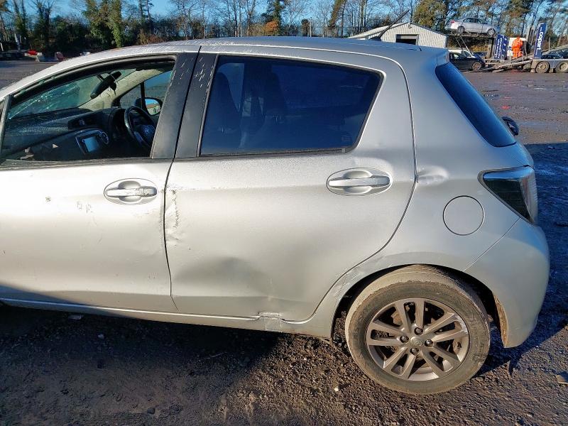 2014 TOYOTA YARIS ICON