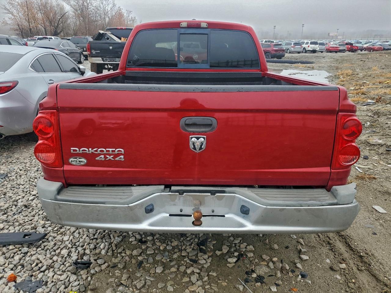 2007 Dodge Dakota Quad VIN: 1D7HW28K77S270981 Lot: 93643205
