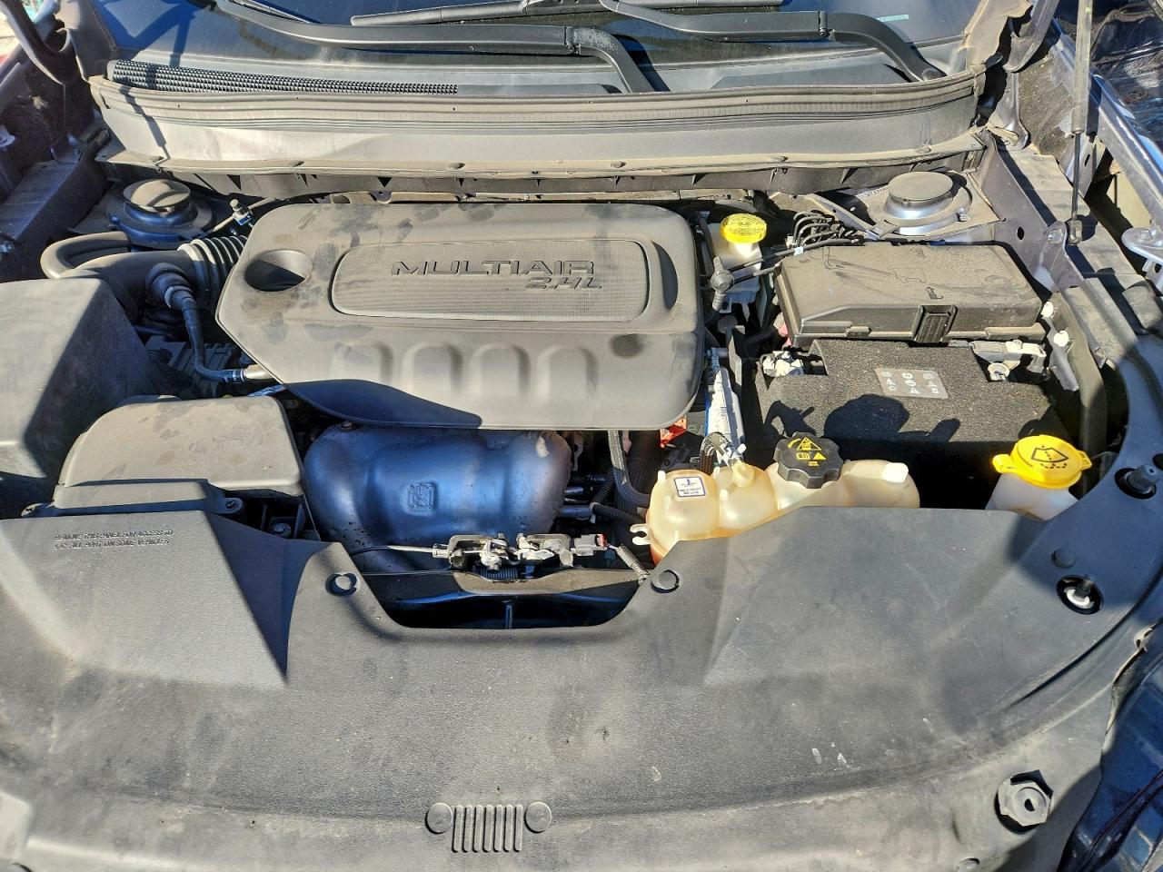 2019 Jeep Cherokee Latitude Plus VIN: 1C4PJLLBXKD443794 Lot: 94512515