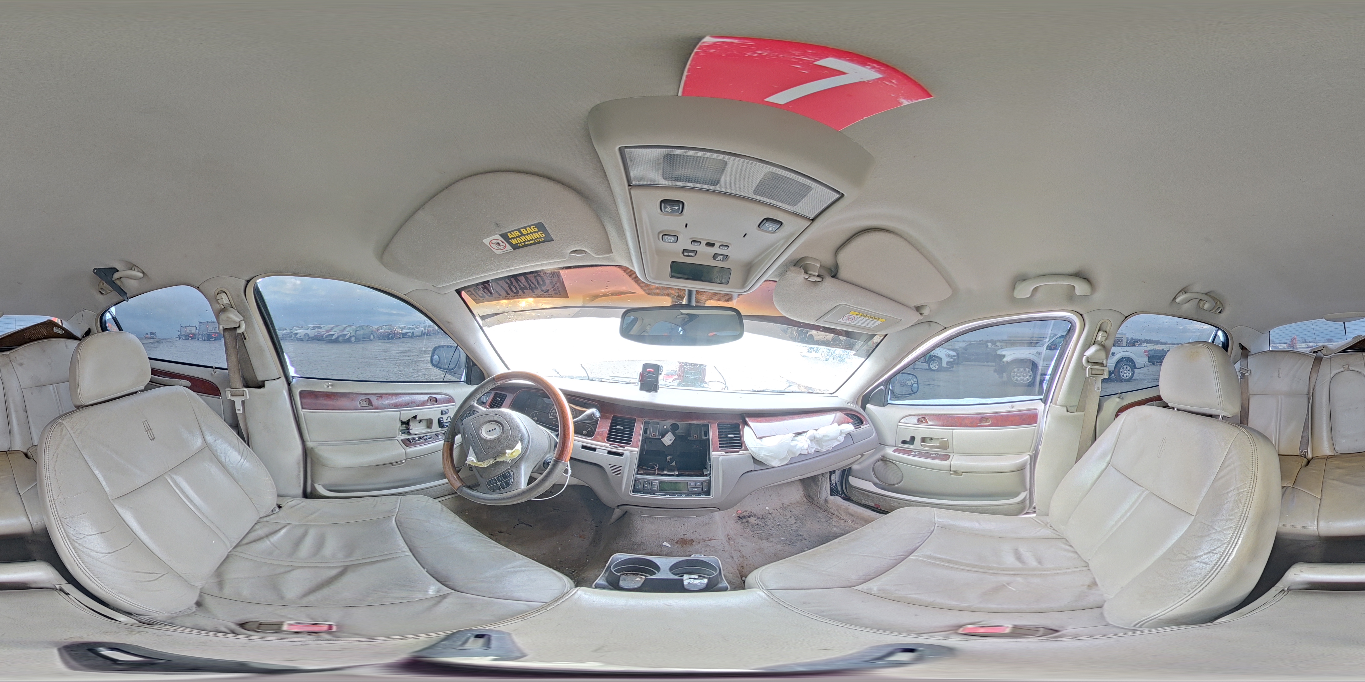 2004 Lincoln Town Car Ultimate VIN: 1LNHM83W34Y609768 Lot: 94487765