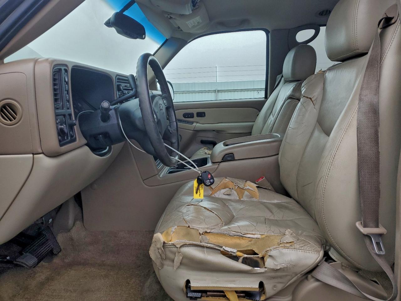 2003 Chevrolet Suburban K2500 VIN: 3GNGK26U43G247026 Lot: 94169045