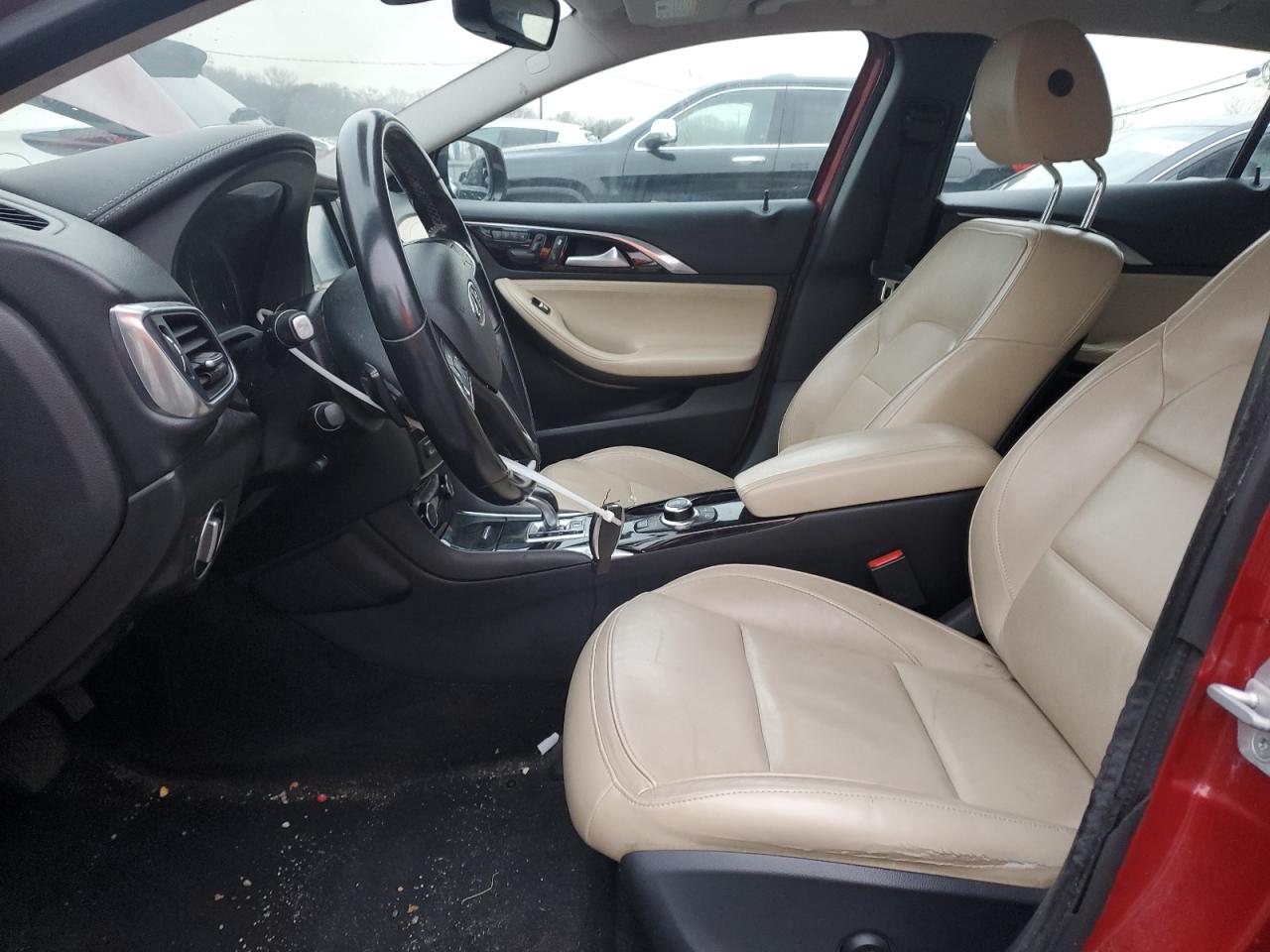 2018 Infiniti Qx30 Base VIN: SJKCH5CR0JA043744 Lot: 93062835