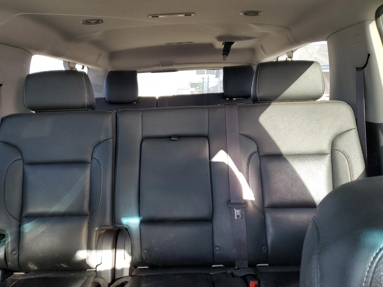 2017 GMC Yukon Xl K1500 Slt VIN: 1GKS2GKCXHR388692 Lot: 91257855