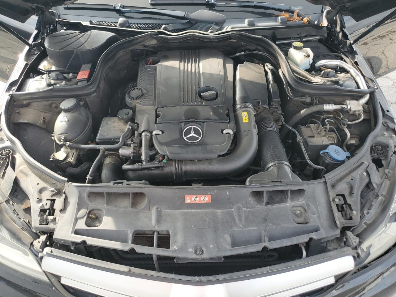 2013 Mercedes-Benz C 250 VIN: WDDGJ4HB6DF975782 Lot: 92499065