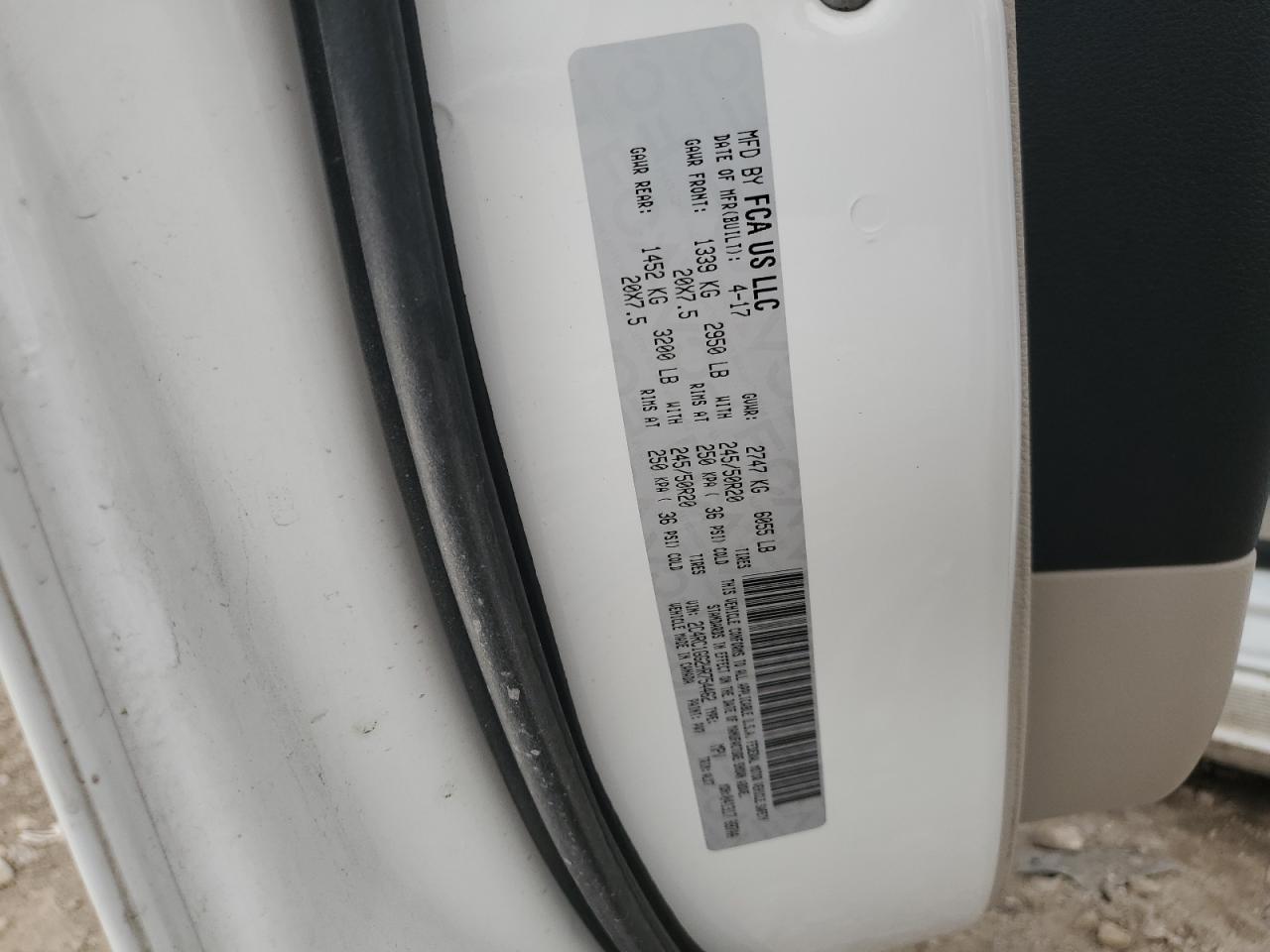 2017 Chrysler Pacifica Limited VIN: 2C4RC1GG2HR754462 Lot: 93881805