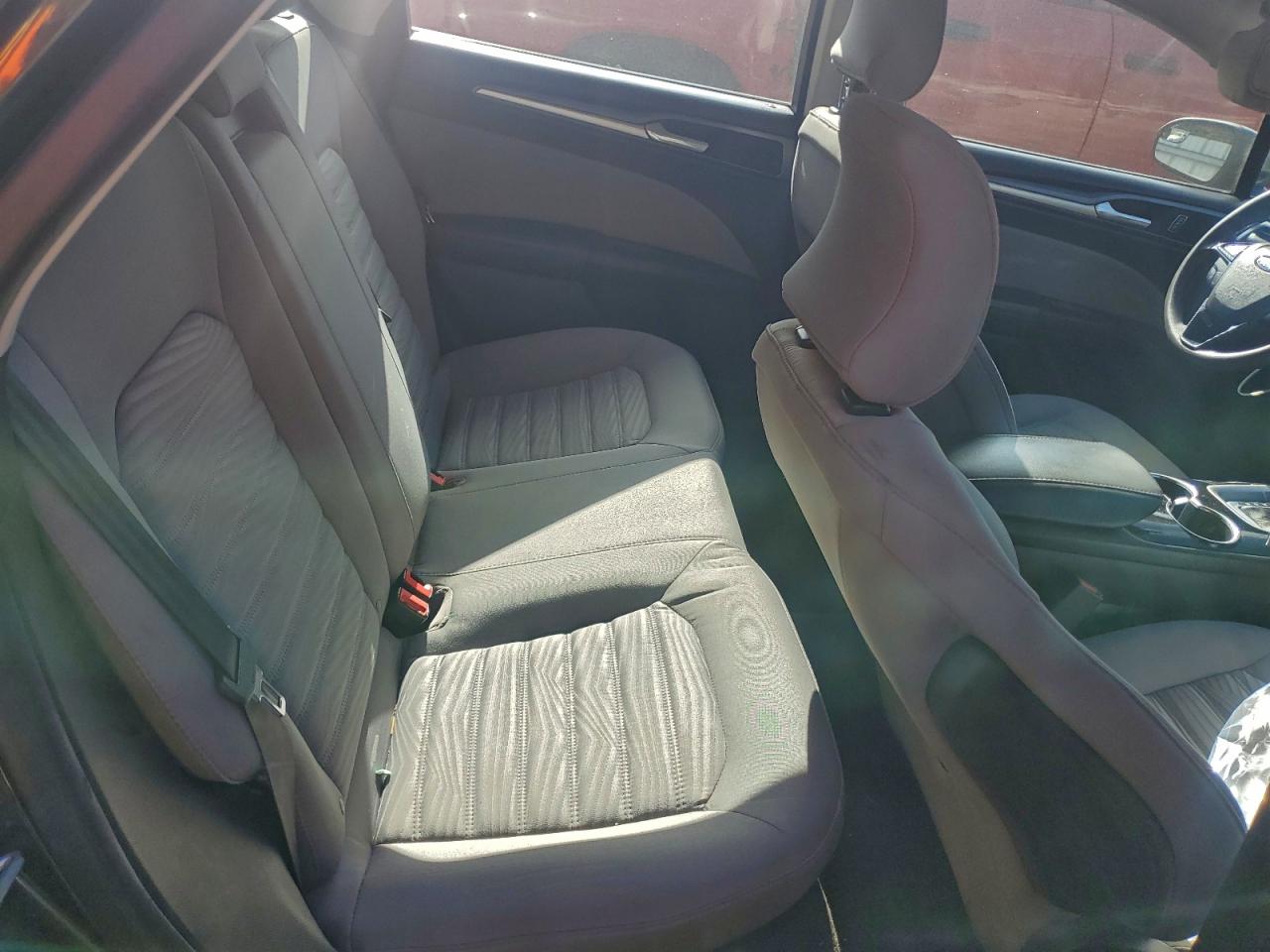 2016 Ford Fusion S VIN: 3FA6P0G71GR109849 Lot: 93506175