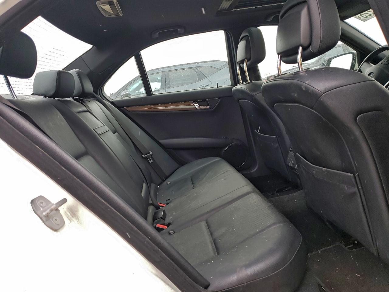 2009 Mercedes-Benz C 300 4Matic VIN: WDDGF81X59F198131 Lot: 94093225