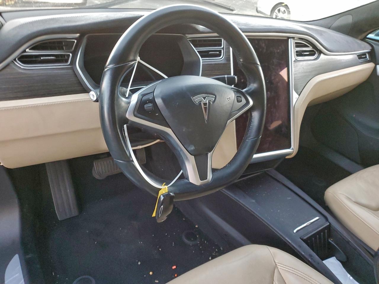 2016 Tesla Model S VIN: 5YJSA1E2XGF153311 Lot: 93778365