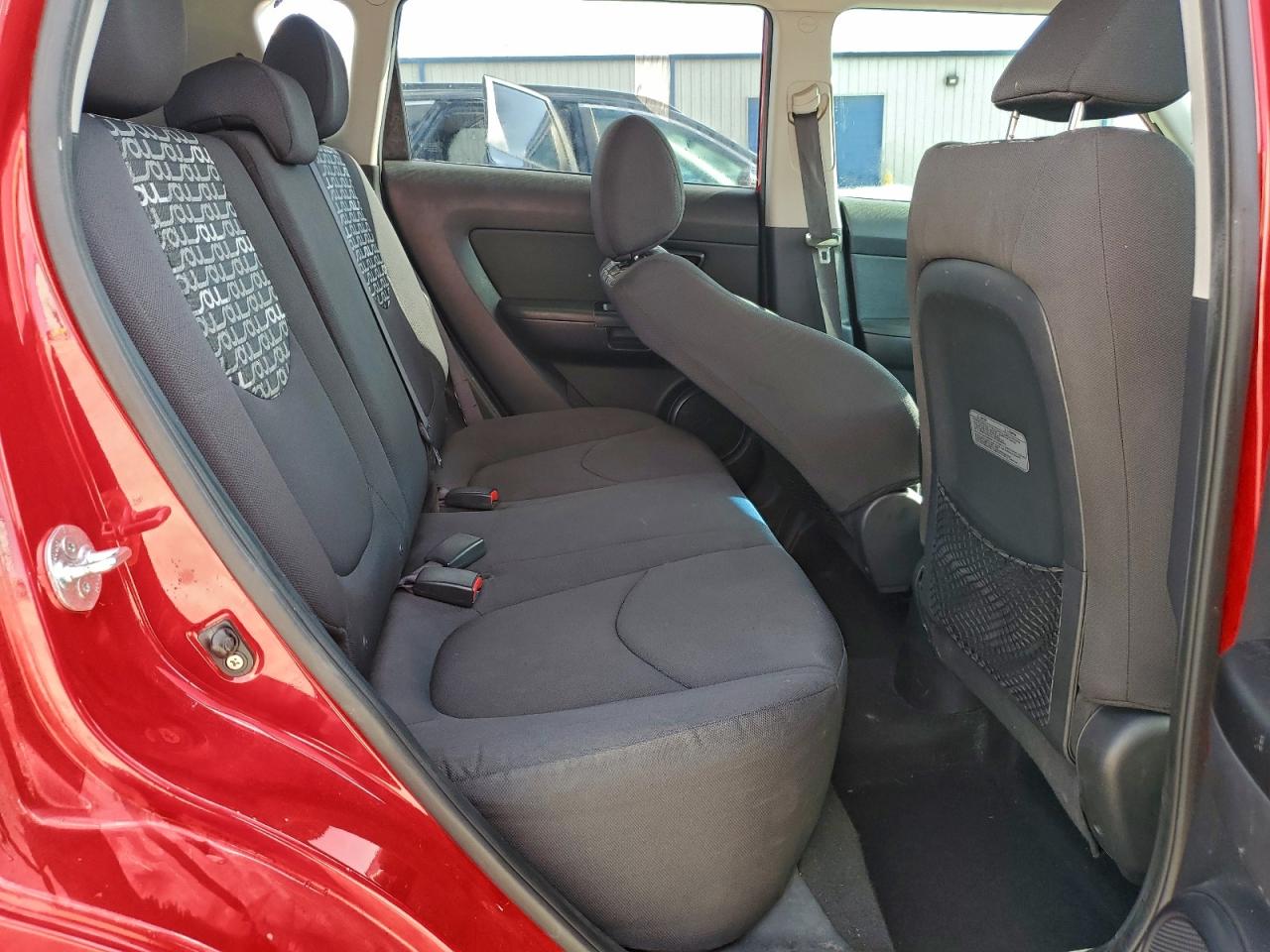 2011 Kia Soul + VIN: KNDJT2A22B7274513 Lot: 94074795