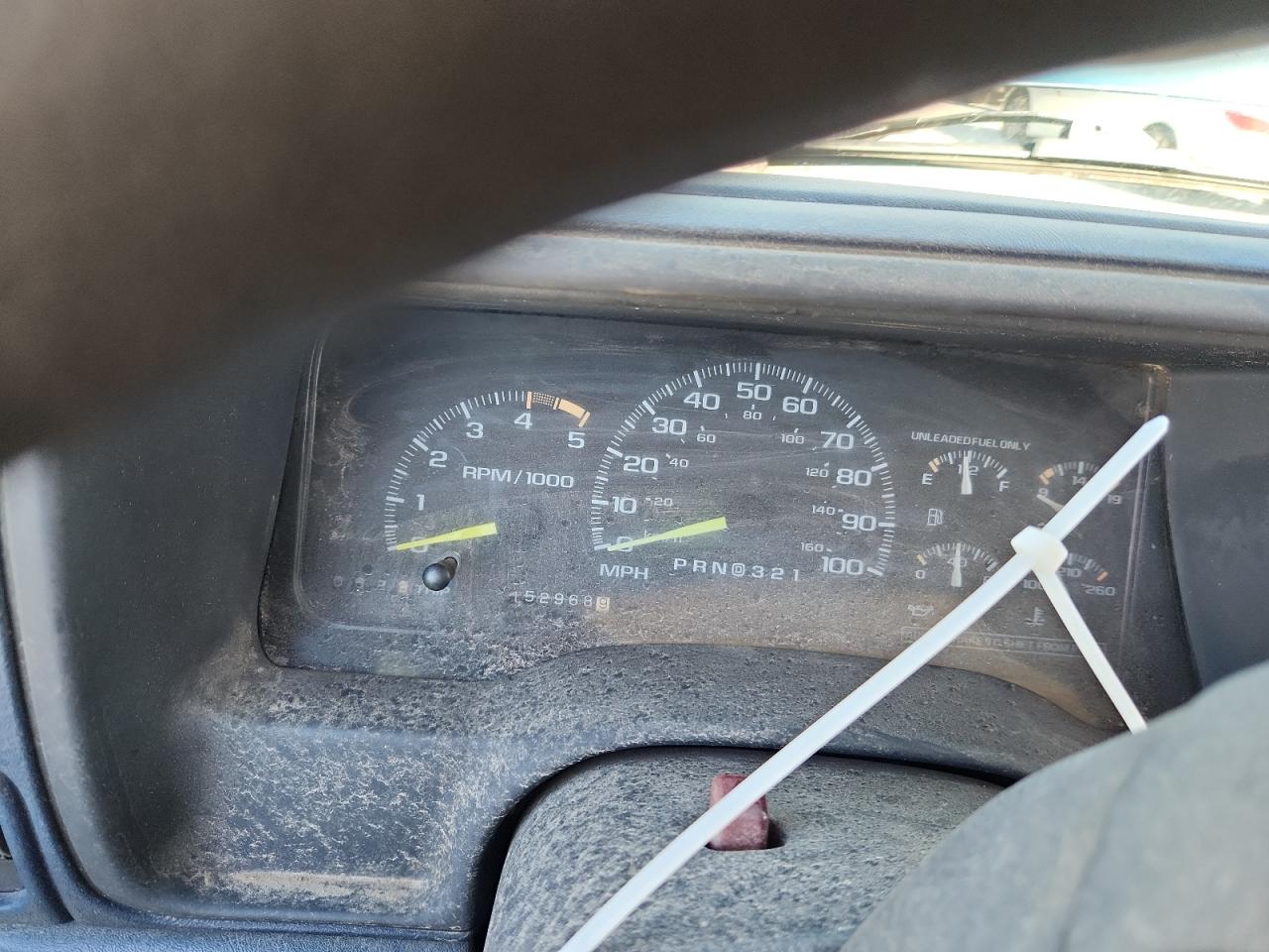 1995 GMC Sierra C1500 VIN: 1GTEC14Z2SZ545675 Lot: 92841365