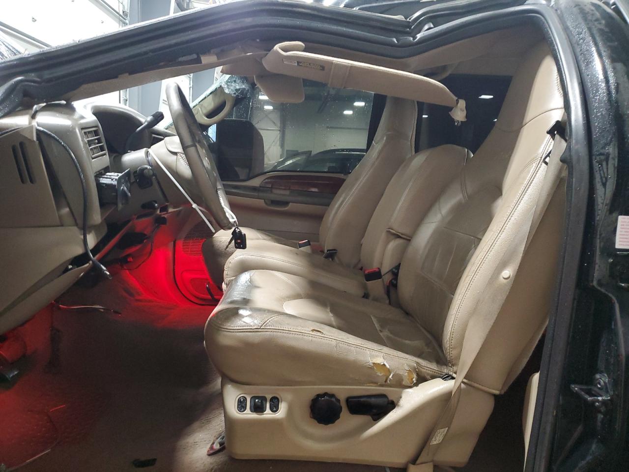 2000 Ford F350 Srw Super Duty VIN: 1FTSW31F8YEE19157 Lot: 93260205