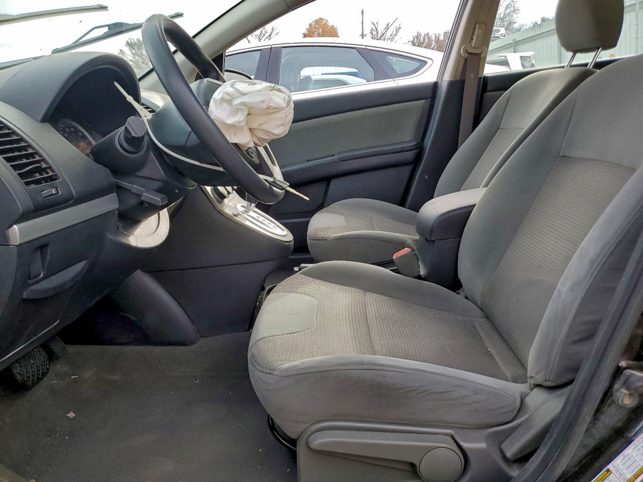 2010 Nissan Sentra 2.0 VIN: 3N1AB6AP7AL696568 Lot: 93858415