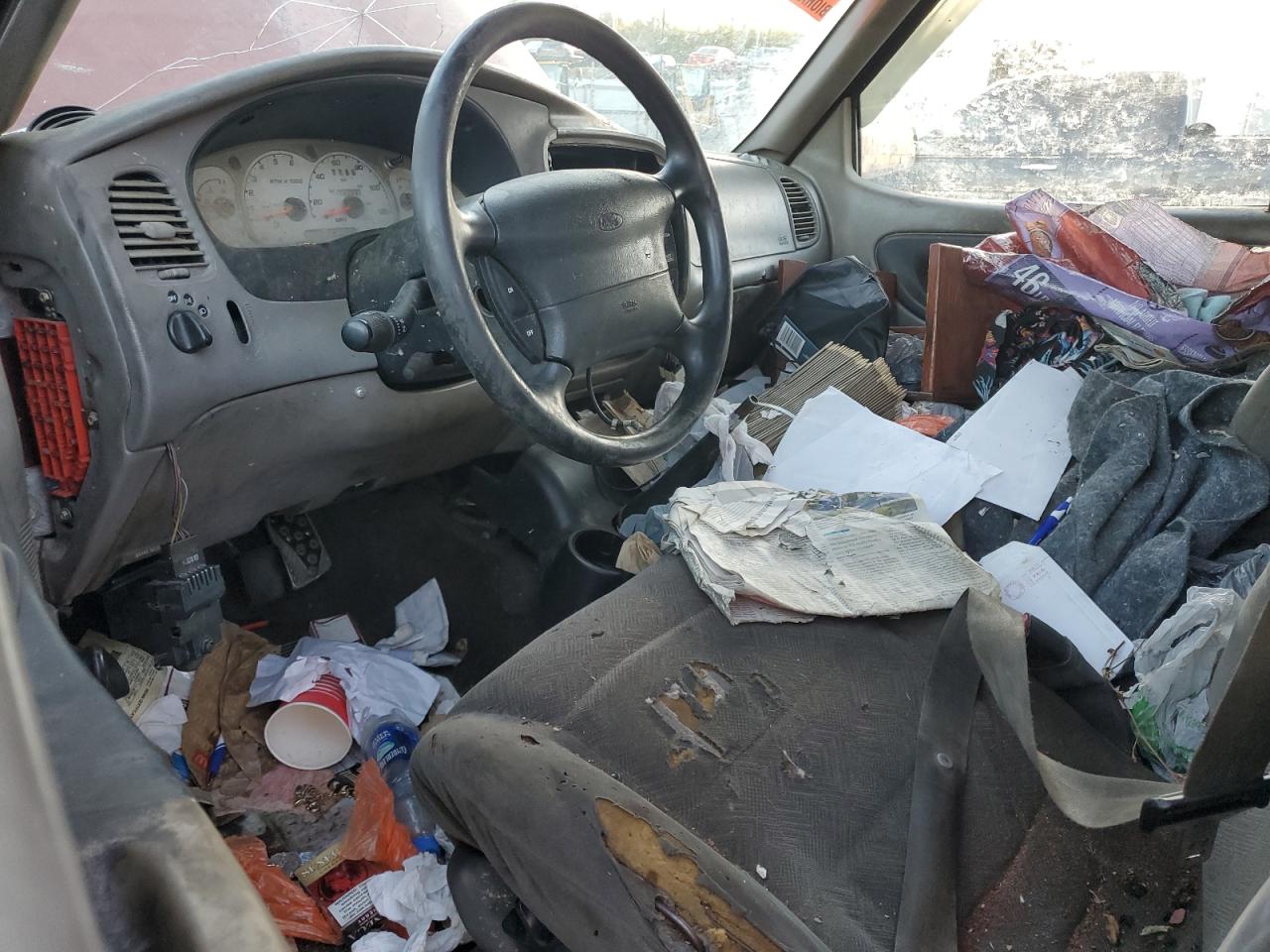 2000 Ford Ranger Super Cab VIN: 1FTYR14V6YPA42275 Lot: 92583655