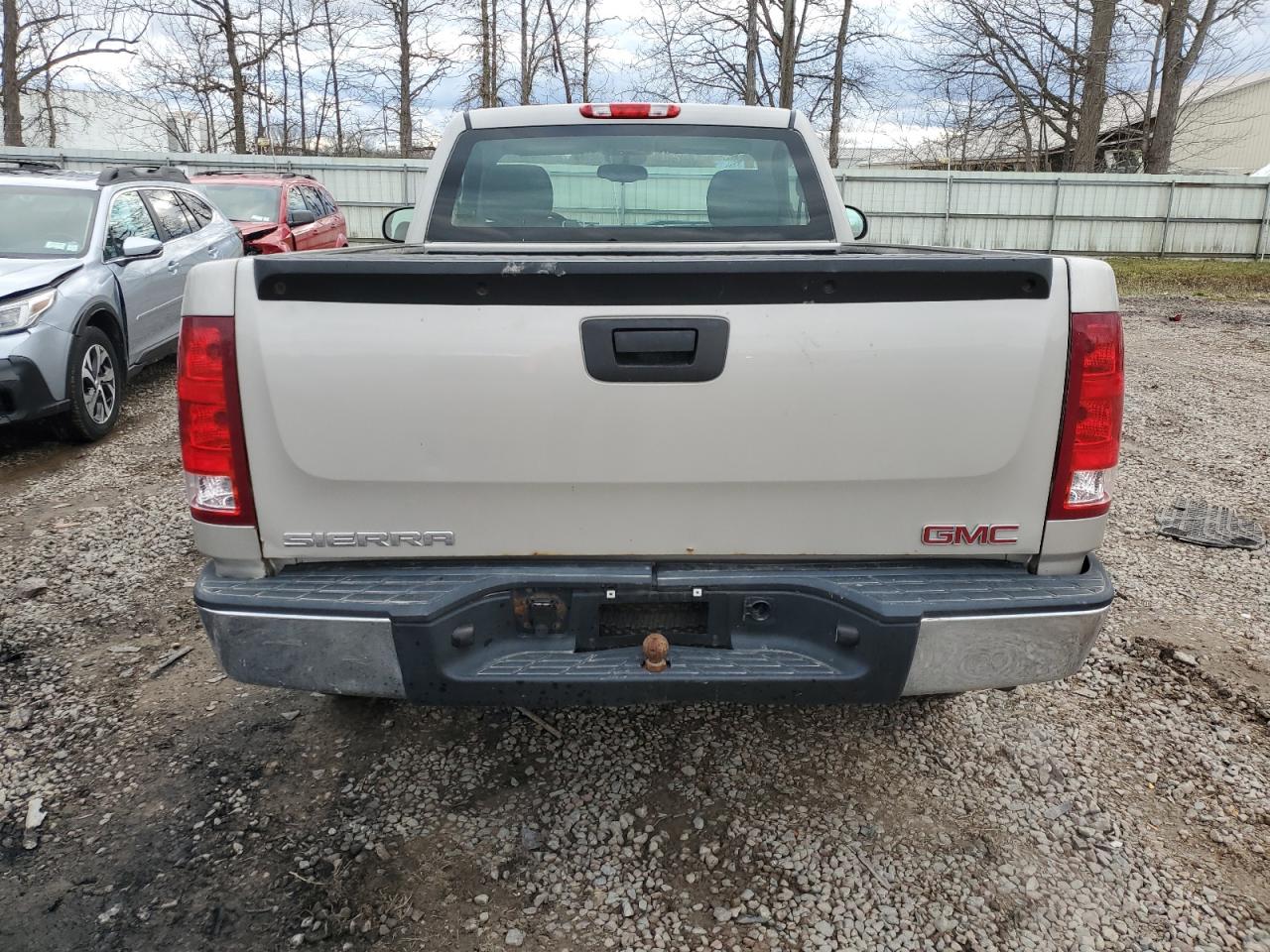 2008 GMC Sierra C1500 VIN: 1GTEC14X18Z308277 Lot: 92680815