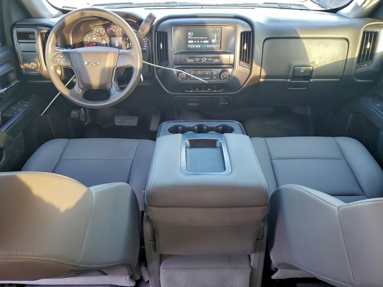 2018 Chevrolet Silverado C1500 VIN: 1GCRCNEHXJZ259375 Lot: 94297695