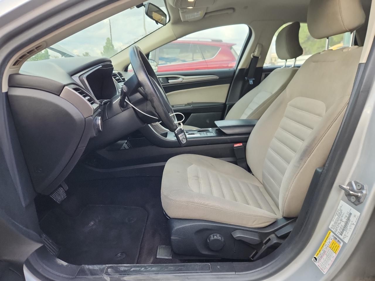 2017 Ford Fusion S Hybrid VIN: 3FA6P0UU1HR145827 Lot: 92529935