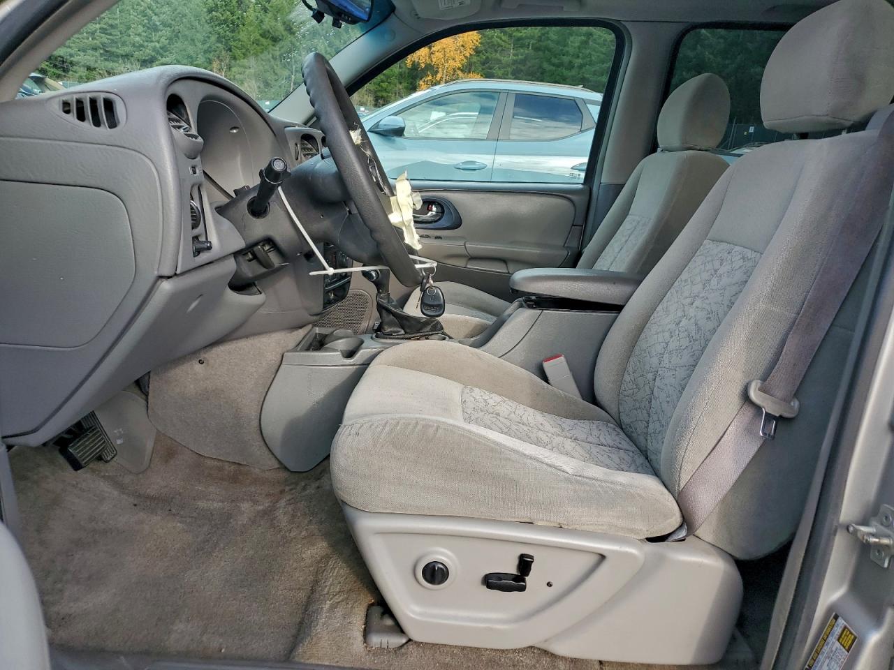 2005 Chevrolet Trailblazer Ls VIN: 1GNDT13S652115099 Lot: 93921285