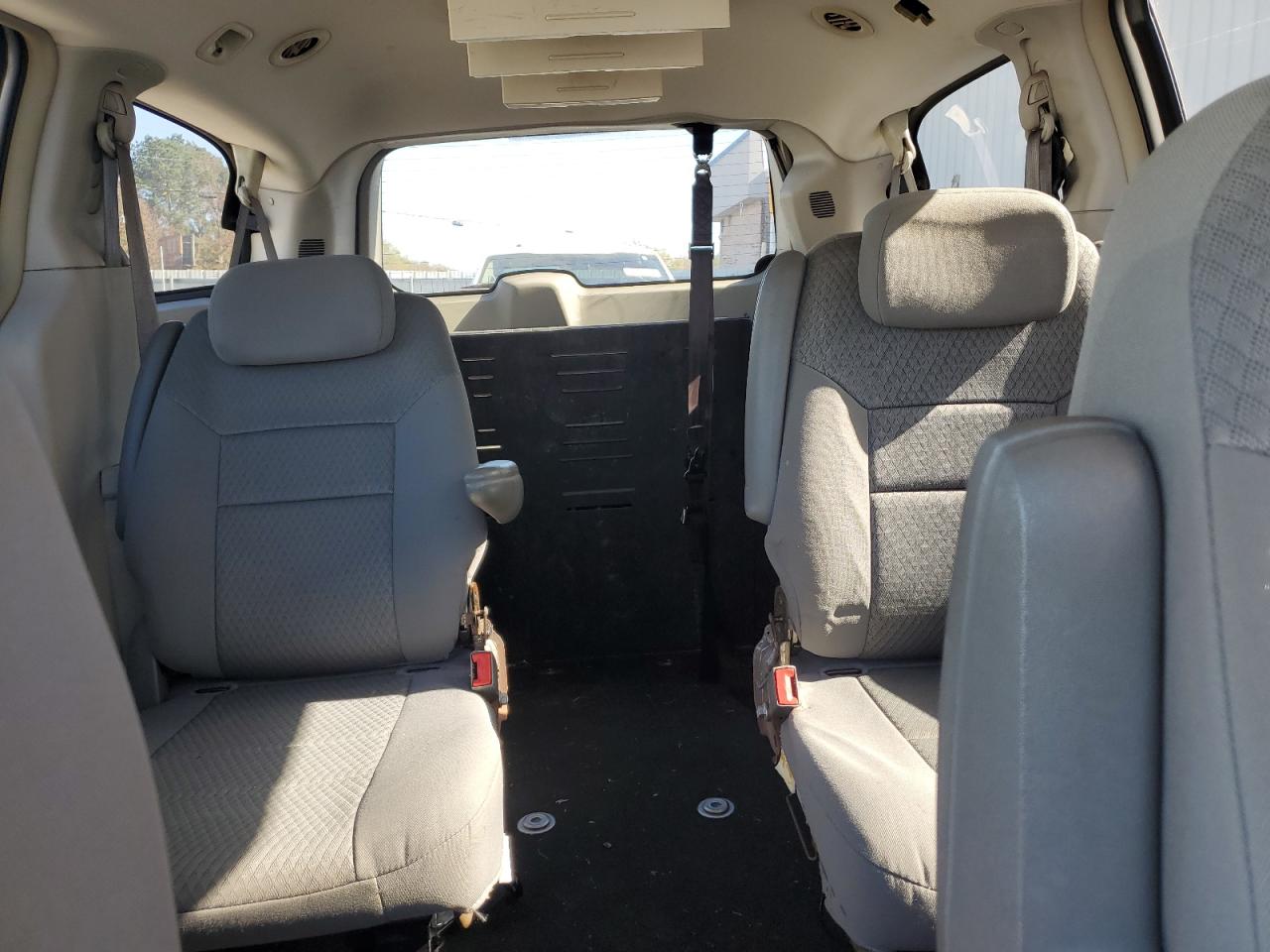 2008 Chrysler Town & Country Touring VIN: 2A8HR54P18R805691 Lot: 92117065