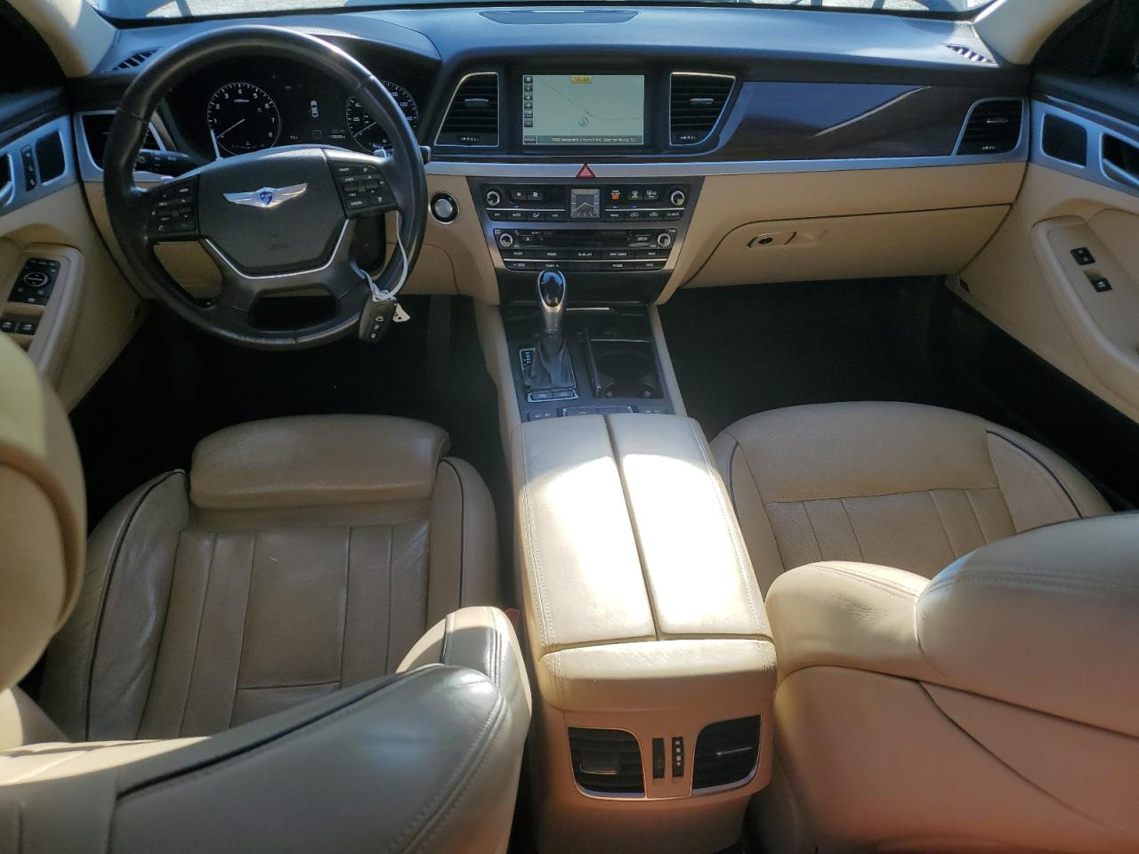 2015 Hyundai Genesis 3.8L VIN: KMHGN4JE2FU015274 Lot: 91683275