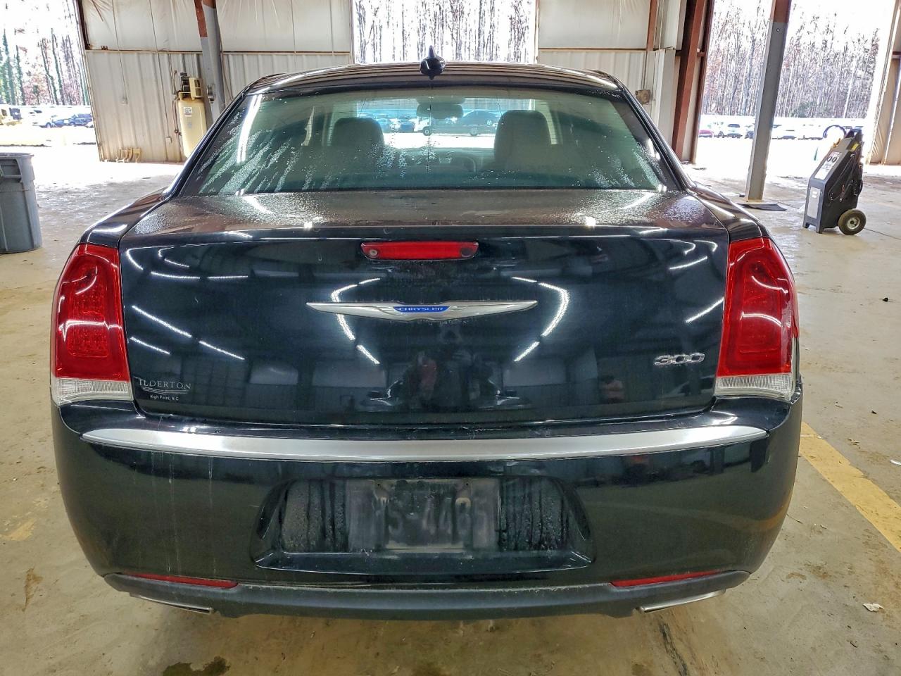 2018 Chrysler 300 Touring VIN: 2C3CCAAG5JH320339 Lot: 93688355