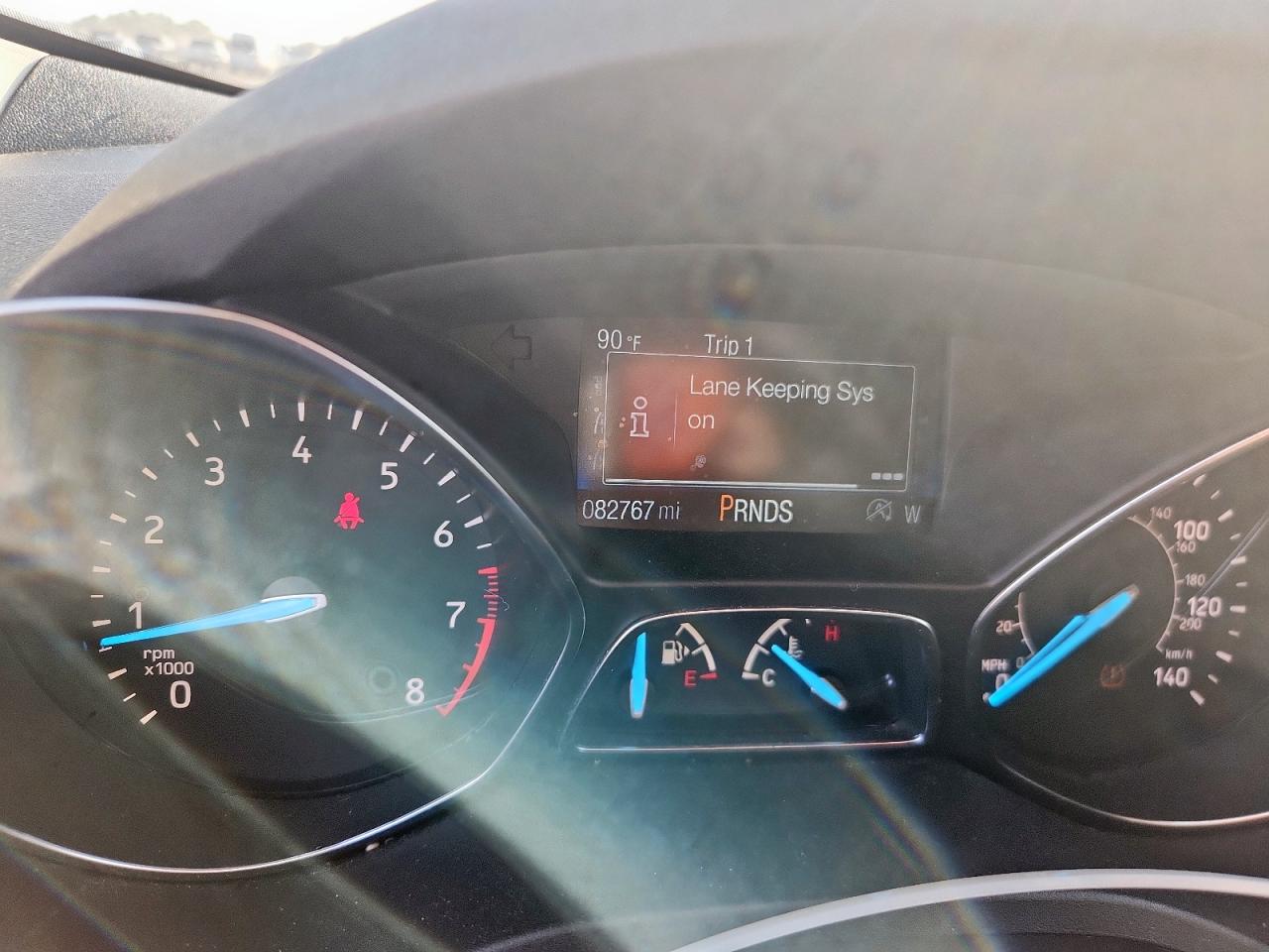 2018 Ford Escape Se VIN: 1FMCU9GD2JUC95557 Lot: 92897865