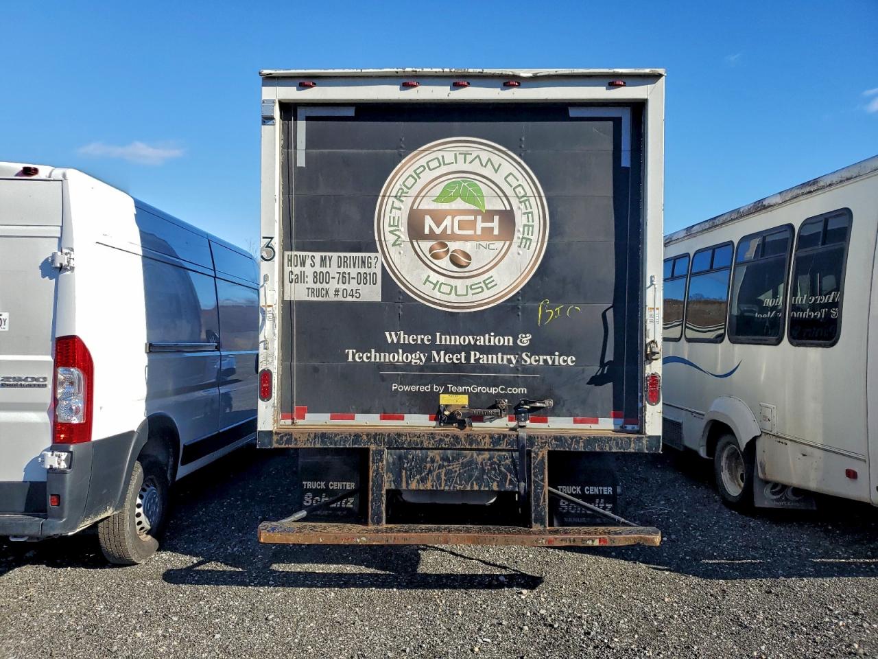 2018 Ford Econoline E350 Super Duty Cutaway Van VIN: 1FDWE3F69JDC38251 Lot: 91231215