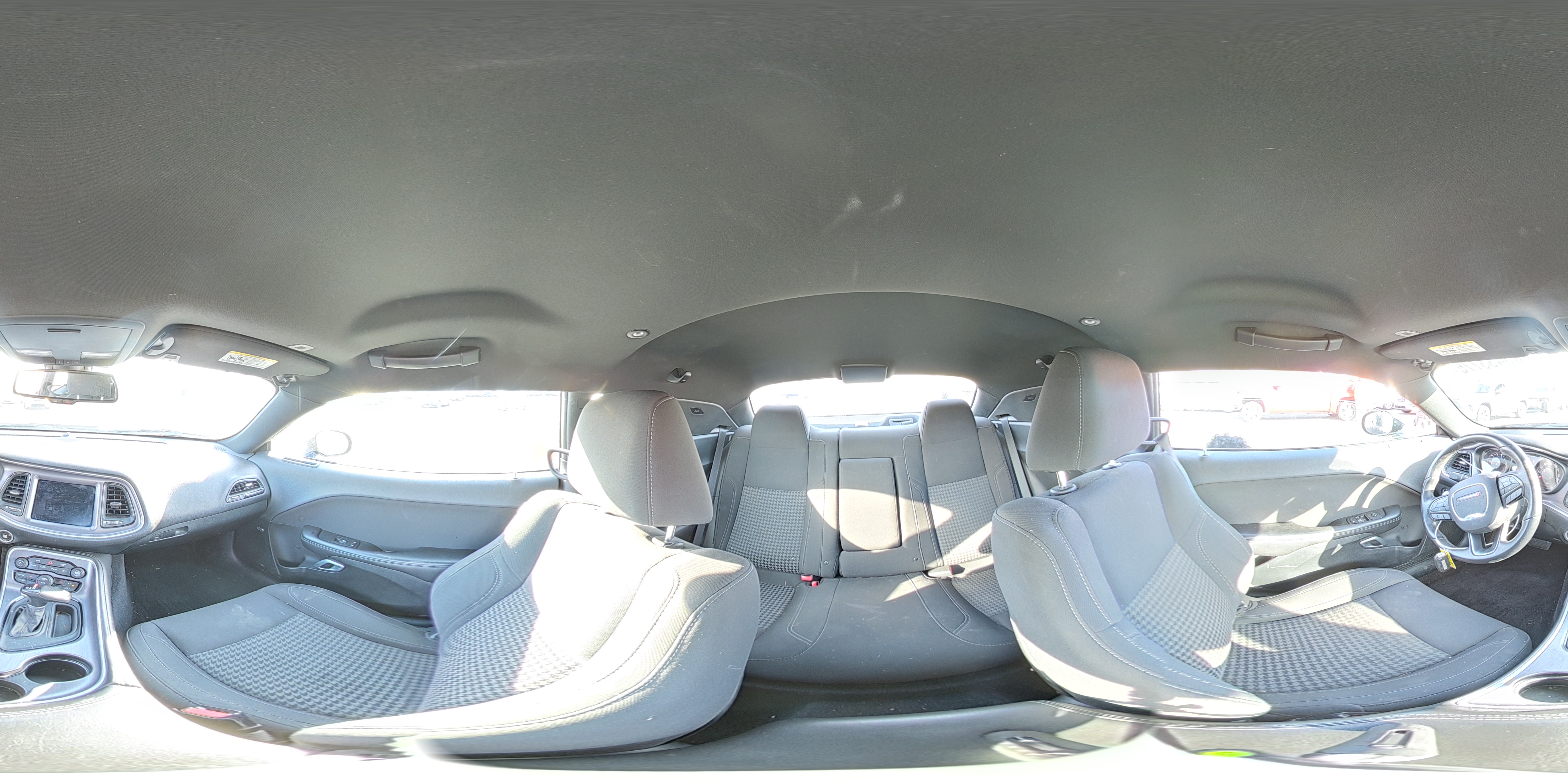 2018 Dodge Challenger Sxt VIN: 2C3CDZAG4JH112142 Lot: 85433775