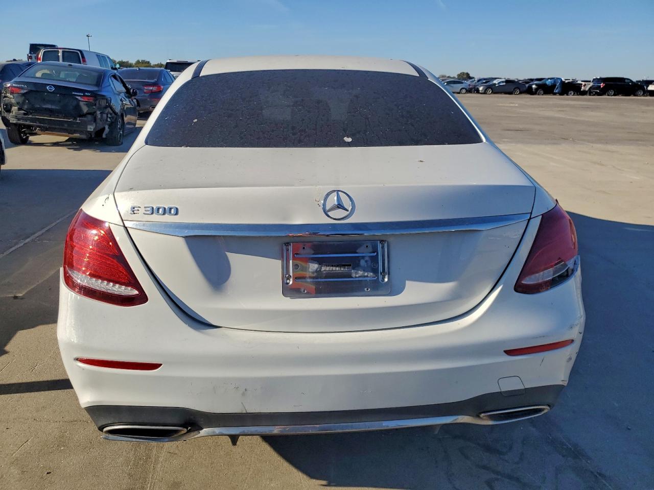 2017 Mercedes-Benz E 300 VIN: WDDZF4JB7HA125165 Lot: 91034355