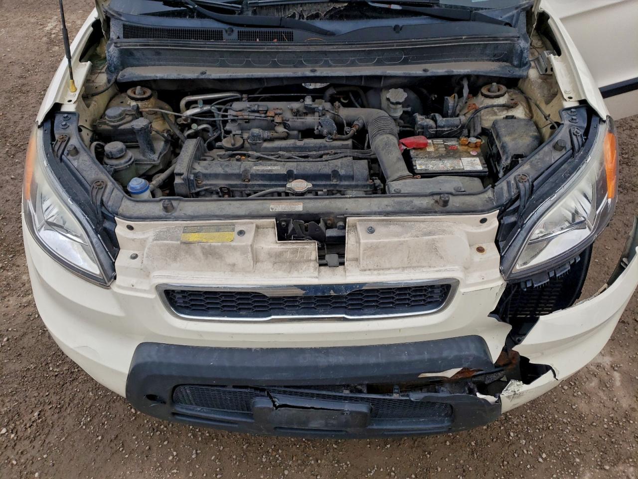 2011 Kia Soul + VIN: KNDJT2A21B7713166 Lot: 91597205