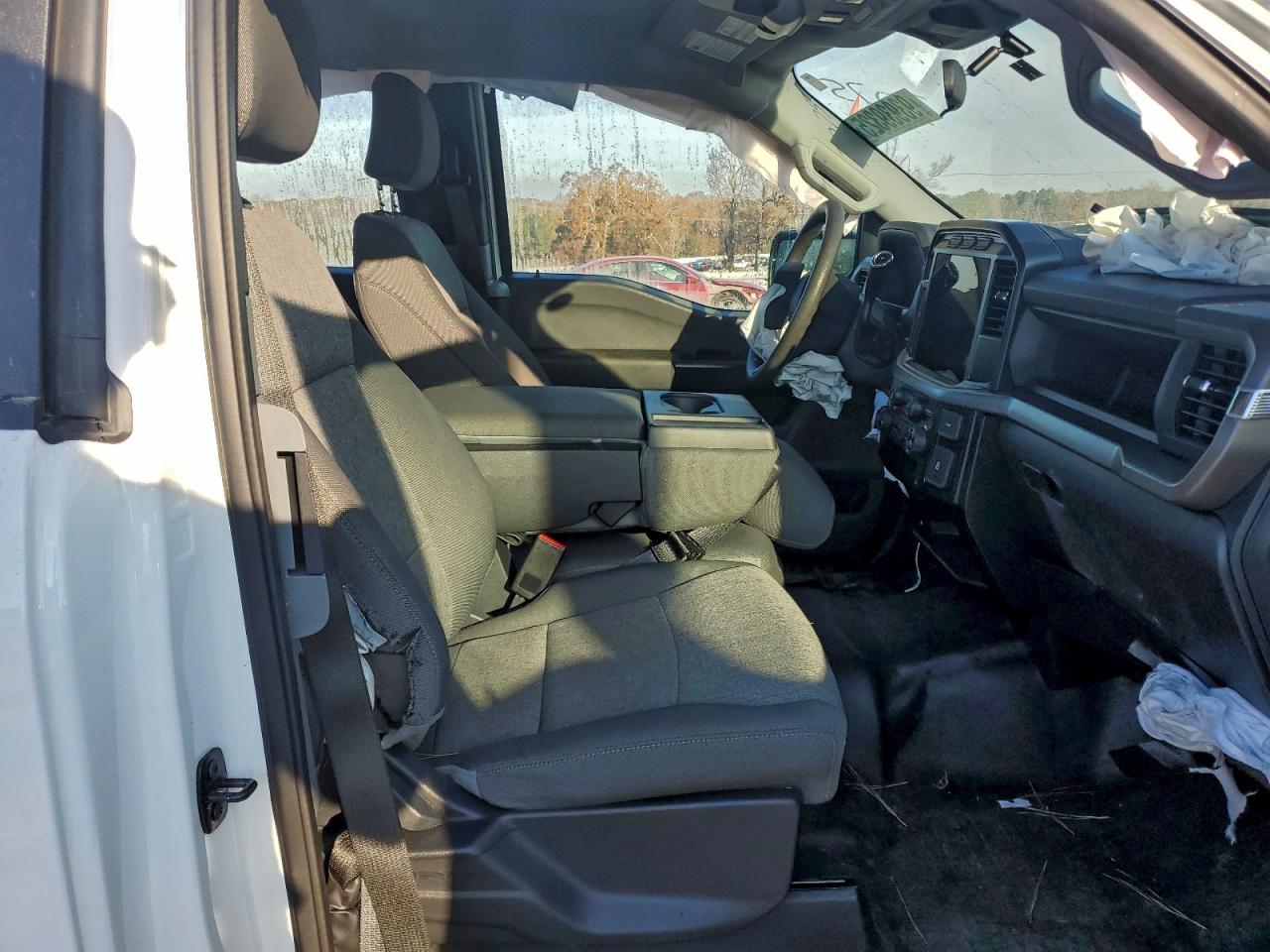 2024 Ford F150 Xl VIN: 1FTFX1L58RKF23075 Lot: 93939325