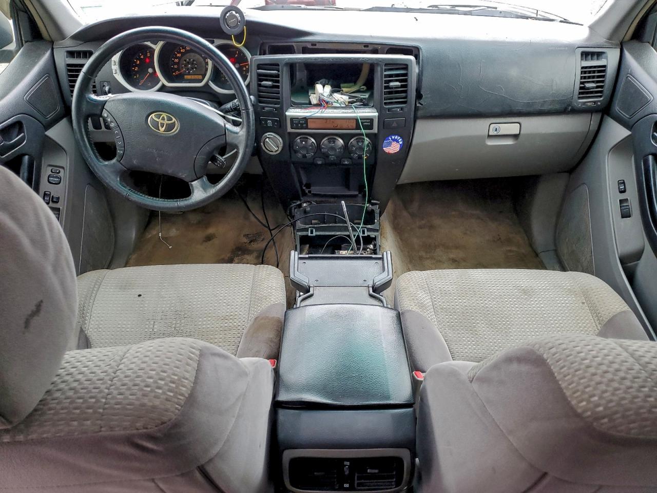 2005 Toyota 4Runner Sr5 VIN: JTEBU14R550073976 Lot: 94611655