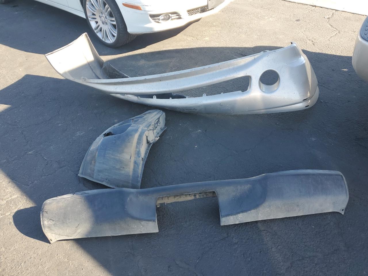 2004 GMC Yukon Denali VIN: 1GKEK63U04J190470 Lot: 91241815