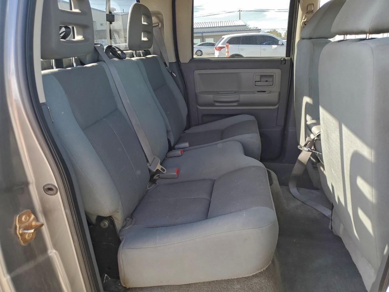 2005 Dodge Dakota Quad Slt VIN: 1D7HW48N45S265885 Lot: 93633915