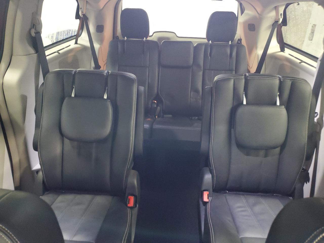 2015 Chrysler Town & Country Touring VIN: 2C4RC1BG5FR526427 Lot: 91872355