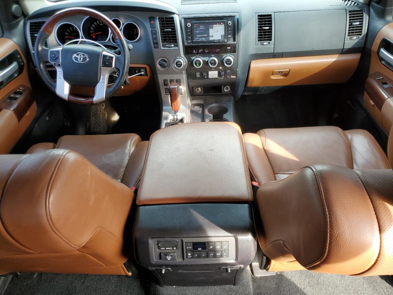 2016 Toyota Sequoia Platinum VIN: 5TDDW5G10GS130945 Lot: 92997205