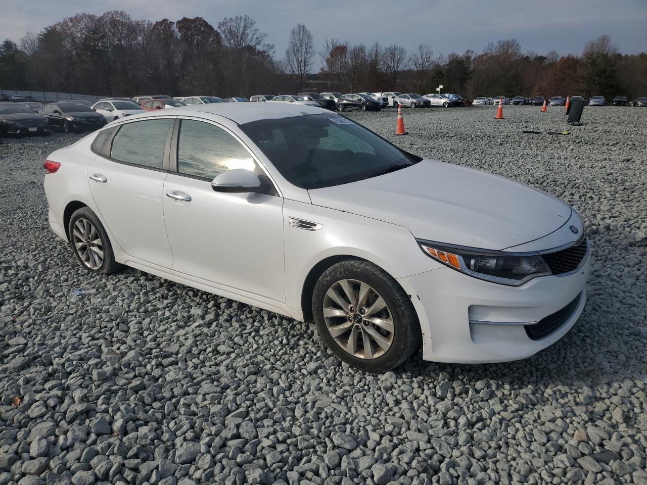 2018 Kia Optima Lx VIN: 5XXGT4L36JG271681 Lot: 93223455