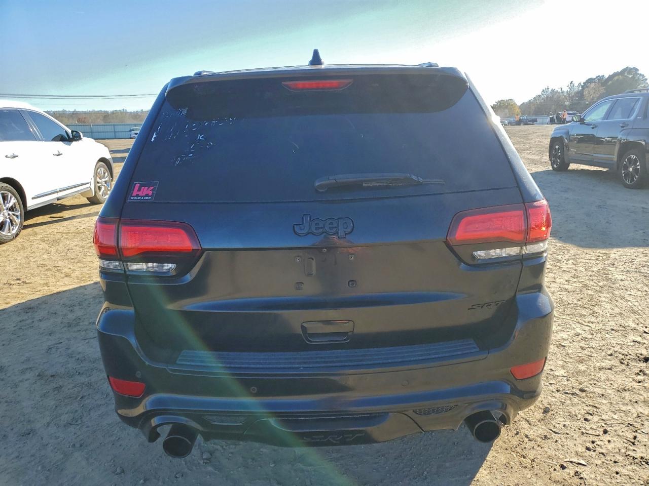 2018 Jeep Grand Cherokee Srt-8 VIN: 1C4RJFDJ3JC157404 Lot: 94316225