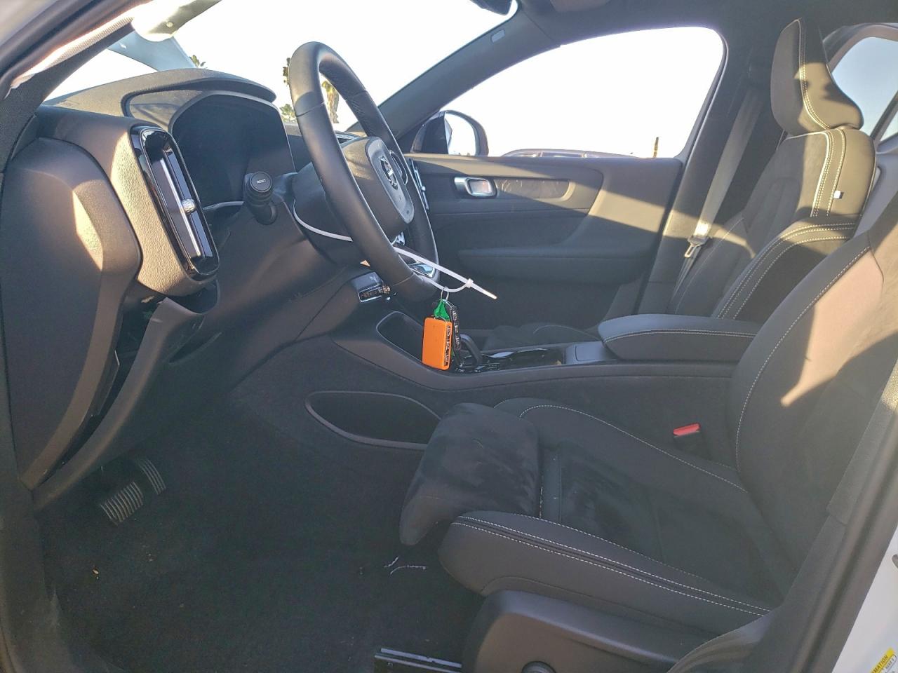 2024 Volvo Xc40 Recharge Plus VIN: YV4ER3XLXR2233086 Lot: 93996635