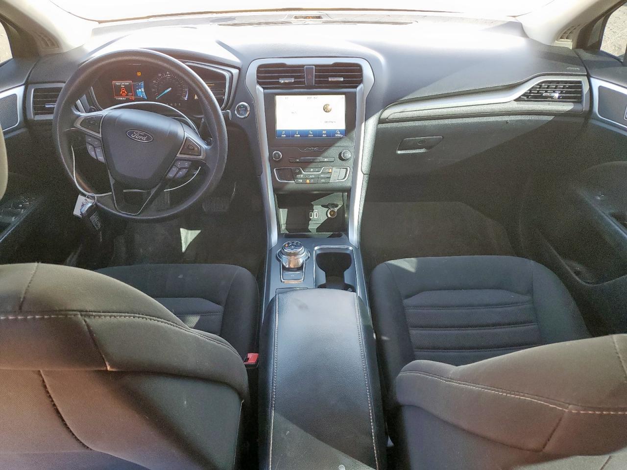 2020 Ford Fusion Se VIN: 3FA6P0T94LR173370 Lot: 92247085