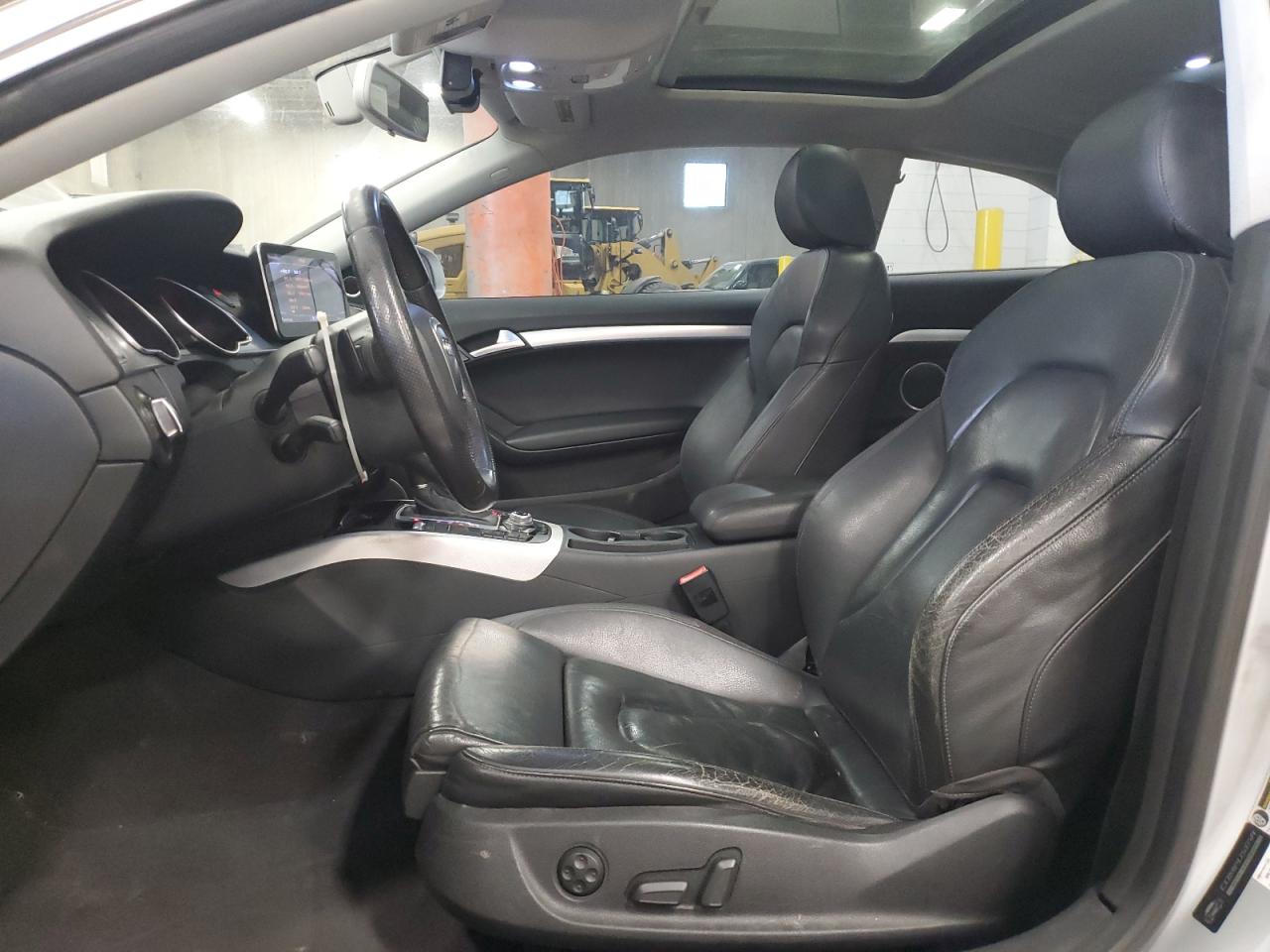 2010 Audi A5 Premium Plus VIN: WAUCKAFR6AA027392 Lot: 93135855