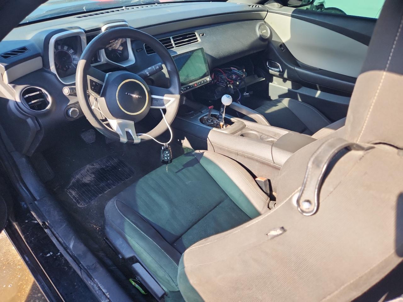 2011 Chevrolet Camaro Ls VIN: 2G1FE1ED8B9149397 Lot: 92723635