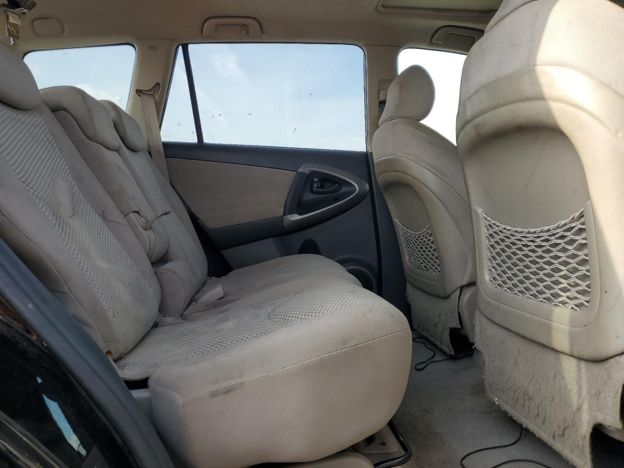 2007 Toyota Rav4 Limited VIN: JTMBK34V775037117 Lot: 93742825