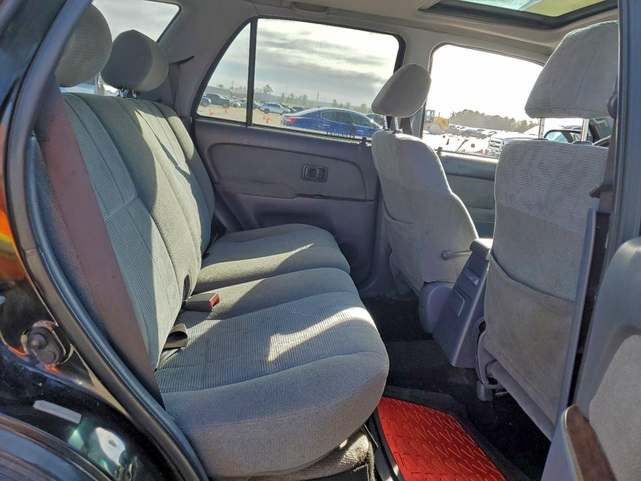 1999 Toyota 4Runner Sr5 VIN: JT3GN86R3X0125318 Lot: 93858335