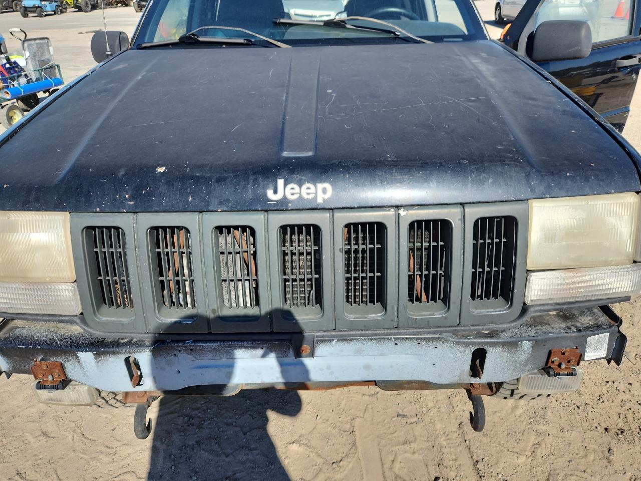 1997 Jeep Grand Cherokee Laredo VIN: 1J4GZ58Y2VC672637 Lot: 92160675